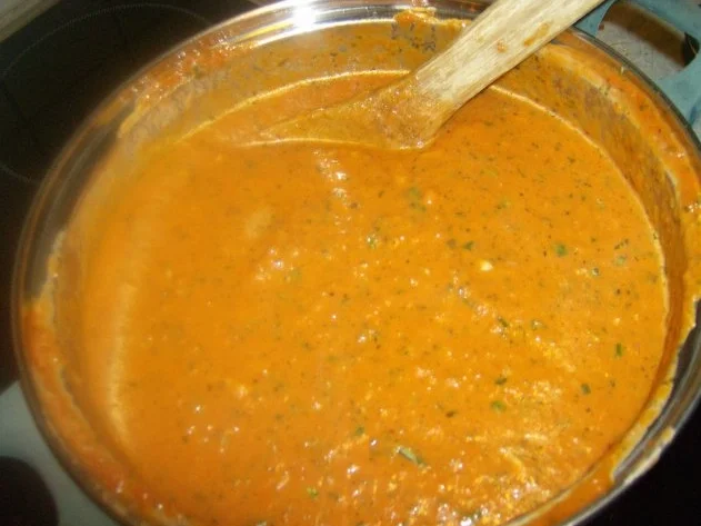 Rezept: schnelle Tomatensoße mit Penne Bild Nr. 7 schnelle Tomatensoße mit Penne - Rezept - Bild Nr. 7