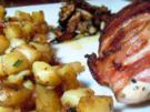 Basilikum-Hähnchen im Speckmantel mit Chili-Kartoffeln und geröstetem Spargel - Rezept