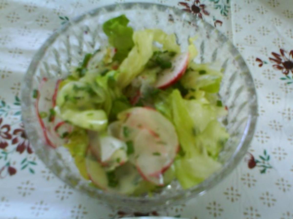 Sommerfrischer Gartensalat - Rezept