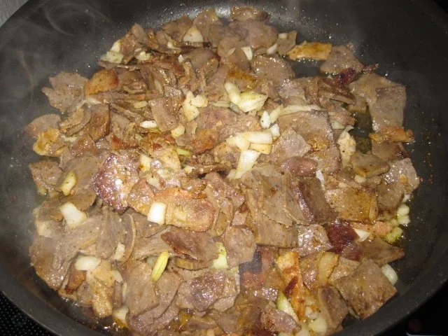 Rezept: Leicht verschärftes Gyros-Reis-Pfännchen Bild Nr. 2 Leicht verschärftes Gyros-Reis-Pfännchen - Rezept - Bild Nr. 2