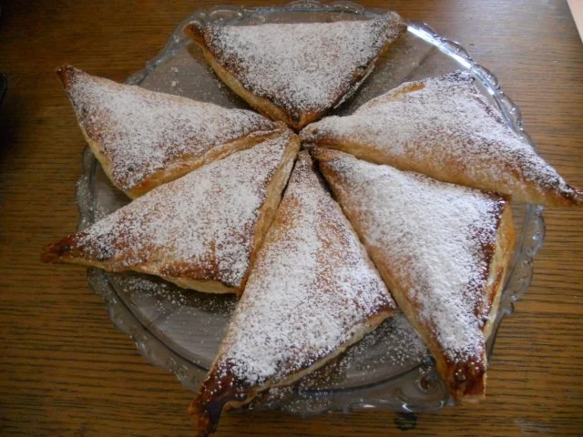 Rezept: KLEINGEBÄCK - Quarktaschen KLEINGEBÄCK - Quarktaschen - Rezept