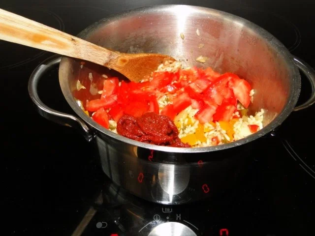 Djuwetschreis mit Cevapcici - Rezept - Bild Nr. 3