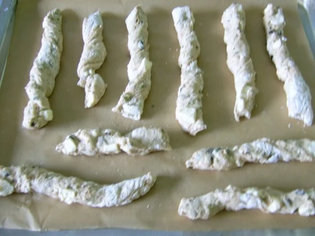 Rezept: Feta-Oliven-Stangen Bild Nr. 4 Feta-Oliven-Stangen - Rezept - Bild Nr. 4