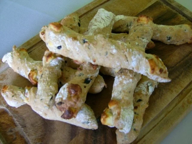 Rezept: Feta-Oliven-Stangen Feta-Oliven-Stangen - Rezept