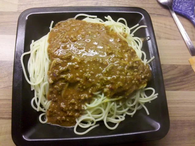 Tomaten-Hack-Soße - Rezept