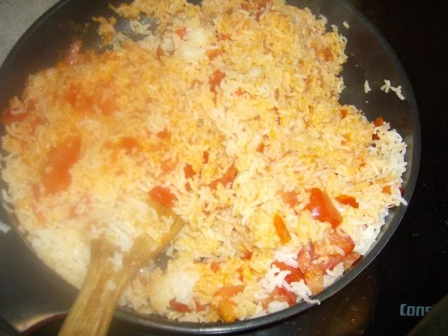 Rezept: Paprikageschnetzeltes mit Tomatenreis Bild Nr. 11 Paprikageschnetzeltes mit Tomatenreis - Rezept - Bild Nr. 11