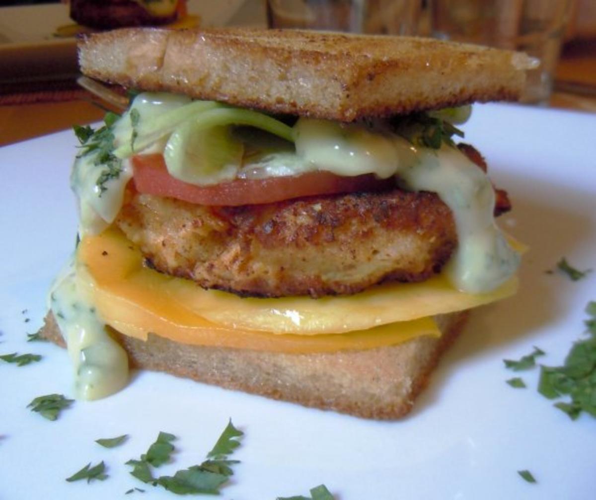 Bilder für Club-Sandwich mit Fischfrikadelle - Rezept