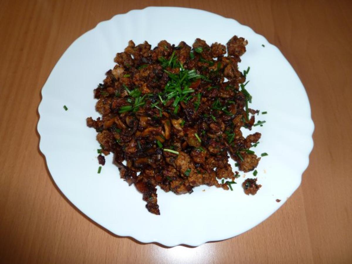 Bilder für Hackfleischpfanne mit Champignons - Rezept