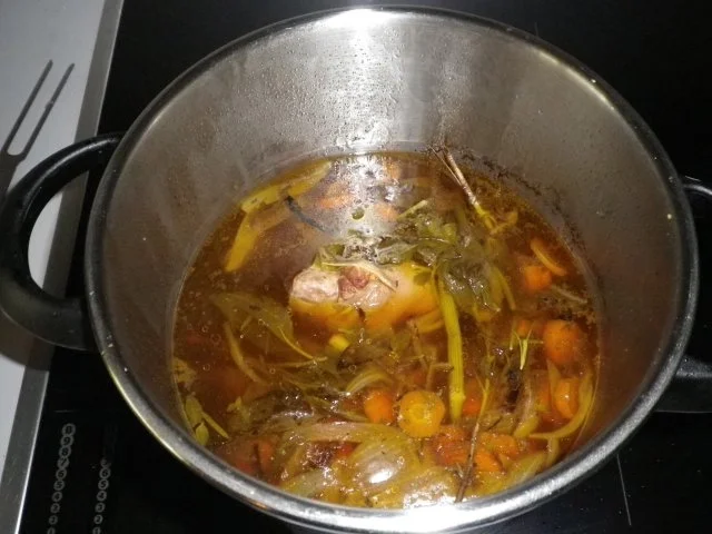 Grundrezept für Bratensauce - Rezept - Bild Nr. 2