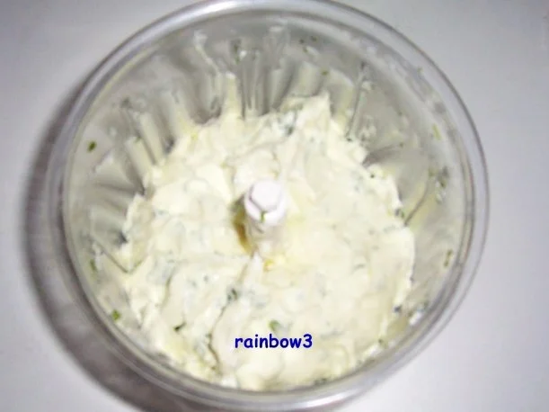 Rezept: Brotaufstrich: Kräuterquark Bild Nr. 2 Brotaufstrich: Kräuterquark - Rezept - Bild Nr. 2