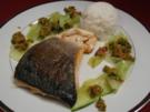 Honigglasierter Lachs mit Gurkensalat u. Erdnusspesto - Rezept