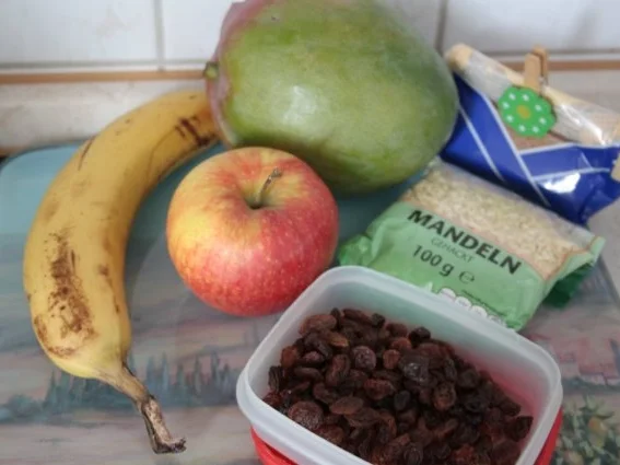 Obstsalat "Exotischer Sonnenschein" - Rezept - Bild Nr. 2