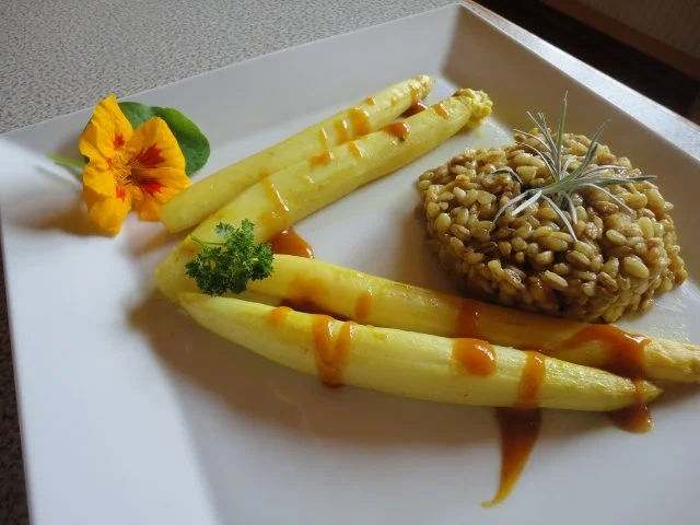 Curry-Spargel mit Emmerreis-Risotto - Rezept - Bild Nr. 10
