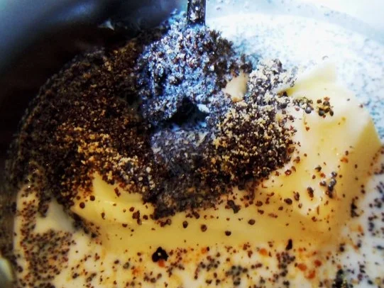 Rezept: Mohn-Tortelloni mit Erdbeersauce Bild Nr. 3 Mohn-Tortelloni mit Erdbeersauce - Rezept - Bild Nr. 3