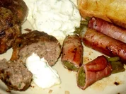 Fleisch/Rind - Köfte an Zitronenrahm mit Bohnen im Schinkenmantel - Rezept