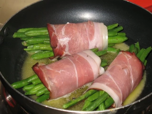 Gemüse/Beilage - Bohnen im Schinkenmantel - Rezept - Bild Nr. 6