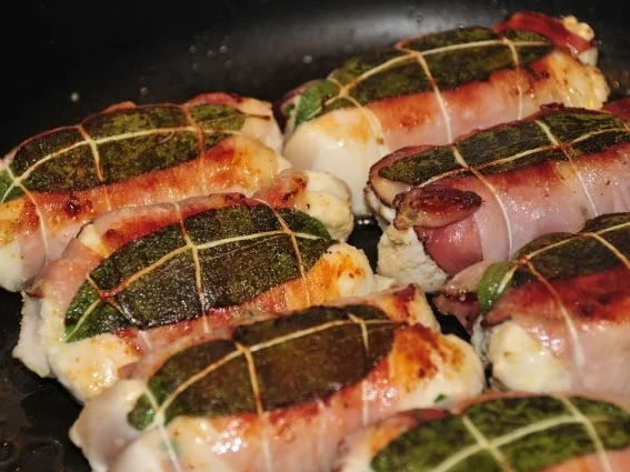 Rezept: Fagottini di Pollo Bild Nr. 4 Fagottini di Pollo - Rezept - Bild Nr. 4