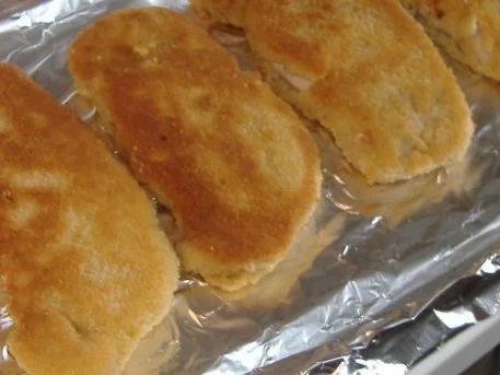 Rezept: Krüstchen mit Spargel und Champignon-Hollandaise überbacken Bild Nr. 2 Krüstchen mit Spargel und Champignon-Hollandaise überbacken - Rezept - Bild Nr. 2