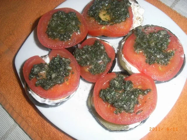 BiNe` S AUBERGINEN - TØRTCHEN - Rezept