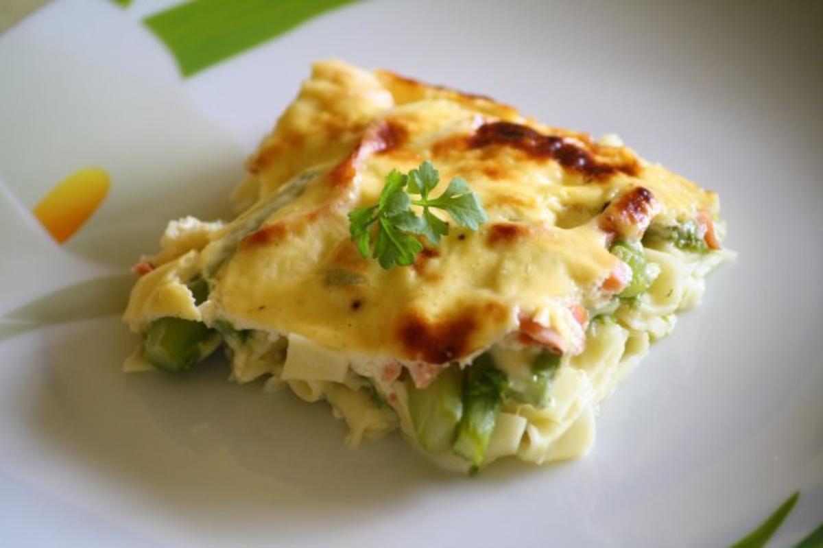 Bilder für Auflauf: Käse-Nudel-Auflauf mit Lachs und Spargel - Rezept