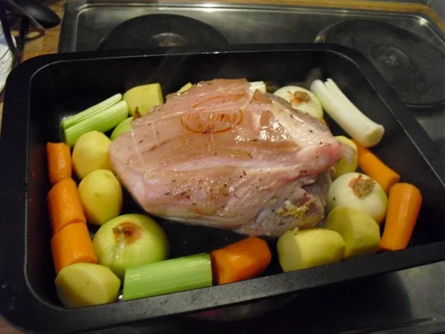Schweinebraten - Rezept - Bild Nr. 4