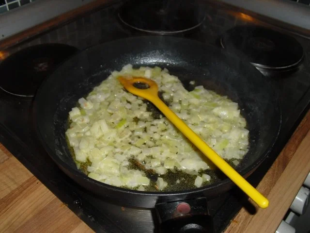 Rezept: Serviettenknödel Bild Nr. 3 Serviettenknödel - Rezept - Bild Nr. 3