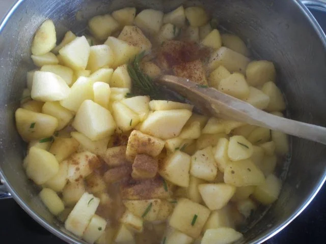 Calvados-Apfel mir Rosmarin - FRUCHTAUFSTRICH - Rezept - Bild Nr. 3