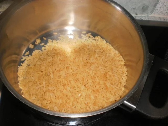 Gefüllte Paprikaschote mit Tomatenreis und Hack - Rezept - Bild Nr. 4