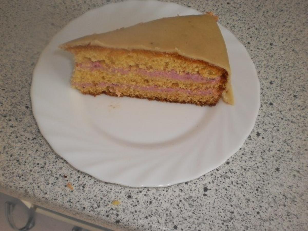 Marzipantorte mit Marzipan Rohmasse und Marzipan Rohmasse - Rezept mit ...