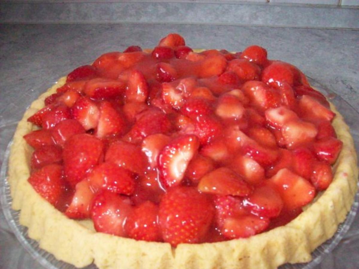 Erdbeerkuche Rezept, Blech Erdbeerkuchen Brigitte