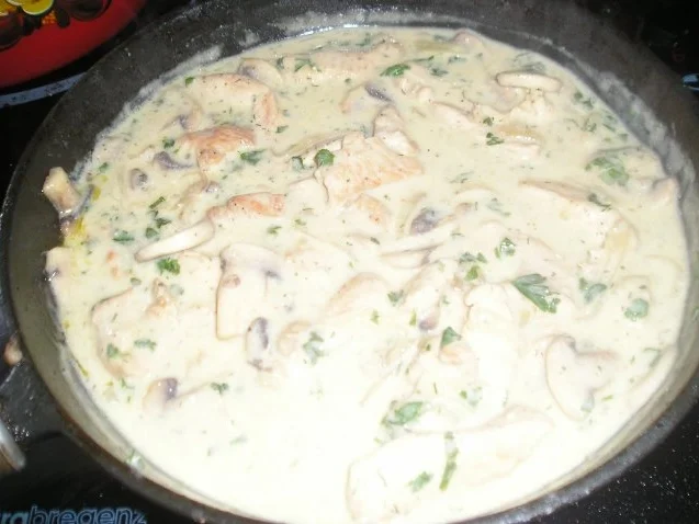 Putengeschnetzeltes mit Spätzle - Rezept - Bild Nr. 5