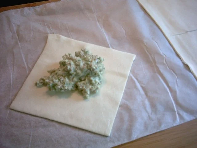 Rezept: Blätterteigecken mit Vollkorn-Zucchini-Frischkäse-Füllung Bild Nr. 2 Blätterteigecken mit Vollkorn-Zucchini-Frischkäse-Füllung - Rezept - Bild Nr. 2