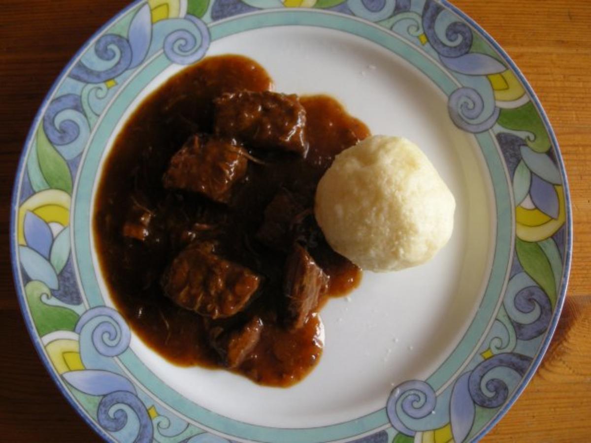 Rindergulasch super lecker und einfach - Rezept mit Bild - kochbar.de