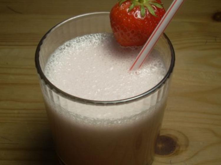 Erdbeer Banane Milchshake Rezept Mit Bild Kochbar De