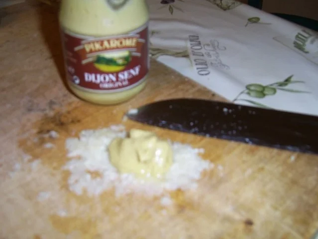 Putenrolle mit Oliven-Kräuterfüllung - Rezept - Bild Nr. 4