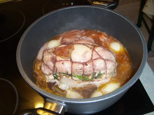 Putenrolle mit Oliven-Kräuterfüllung - Rezept - Bild Nr. 16