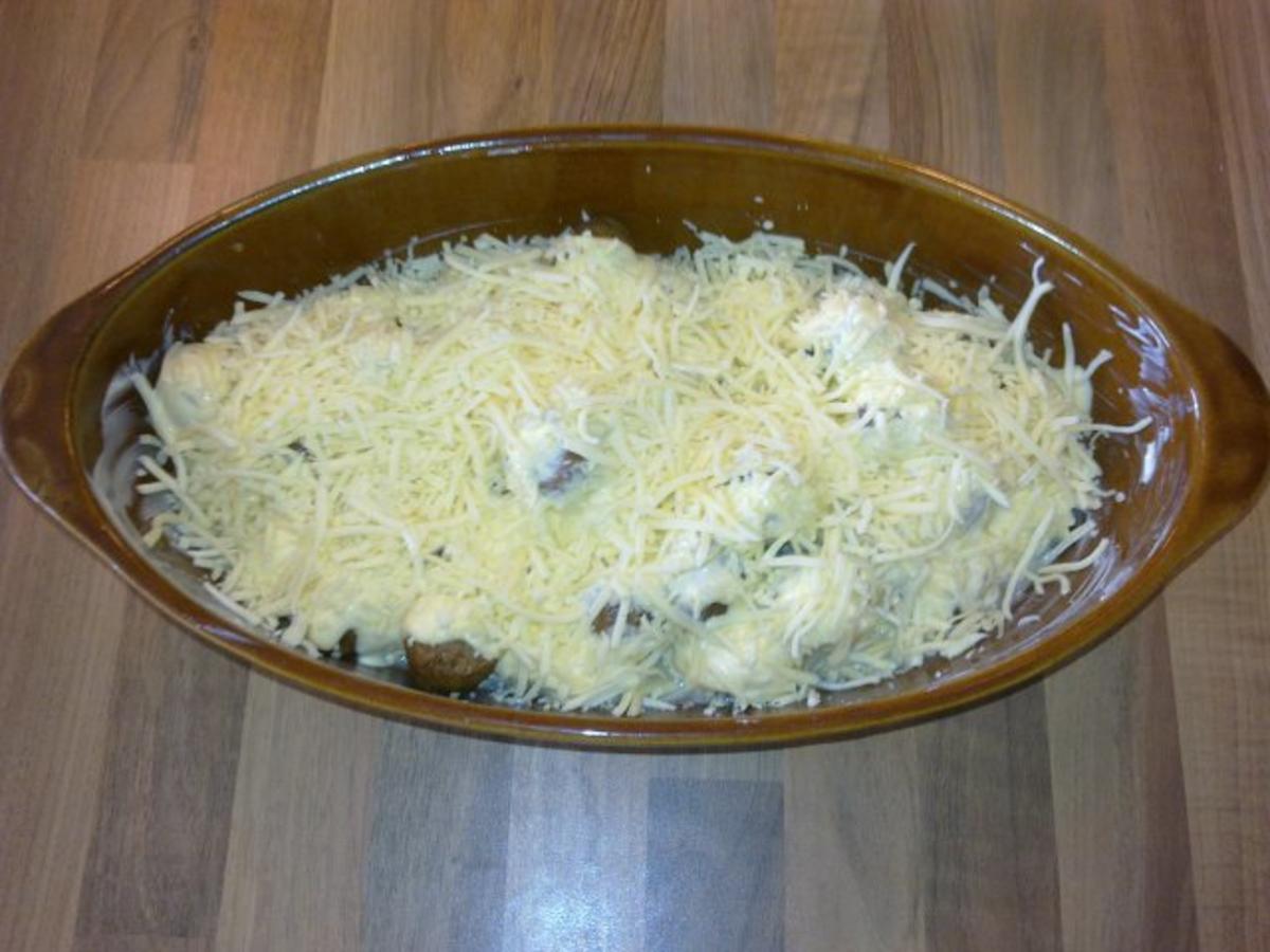 Gebackener Kohlrabi mit Fleischklößchen in Käsesauce - Rezept - Bild Nr. 4