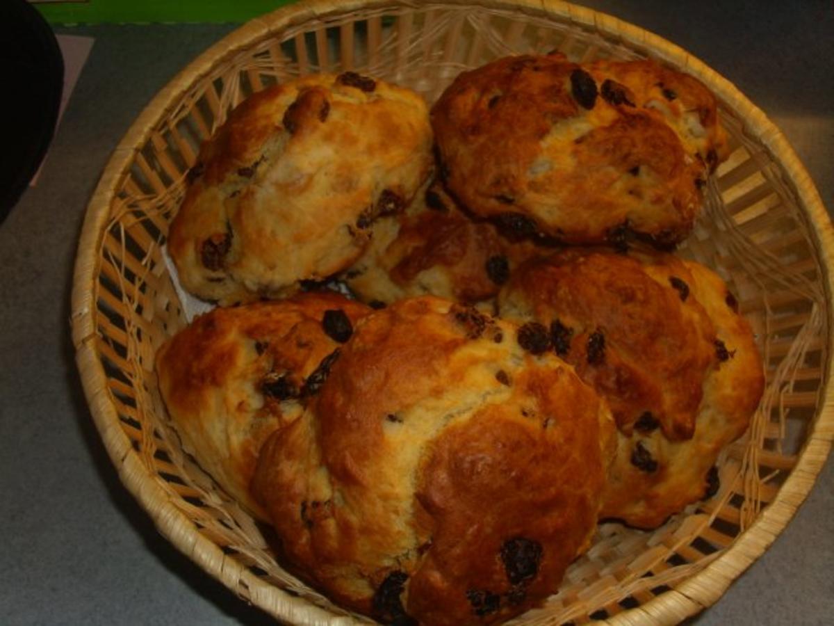 Bilder für Rosinenbrötchen - Rezept