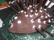 Schokoladenkuchen in Igelform - Rezept - Bild Nr. 2