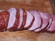 Blätterteigstrudel mit Selchfleischfüllung - Rezept