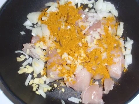 Rezept: Hähnchen-Gemüse-Pfanne mit Basmatireis Bild Nr. 4 Hähnchen-Gemüse-Pfanne mit Basmatireis - Rezept - Bild Nr. 4