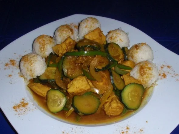 Rezept: Hähnchen-Gemüse-Pfanne mit Basmatireis Bild Nr. 13 Hähnchen-Gemüse-Pfanne mit Basmatireis - Rezept - Bild Nr. 13