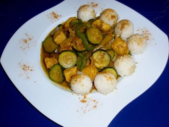 Rezept: Hähnchen-Gemüse-Pfanne mit Basmatireis Bild Nr. 14 Hähnchen-Gemüse-Pfanne mit Basmatireis - Rezept - Bild Nr. 14