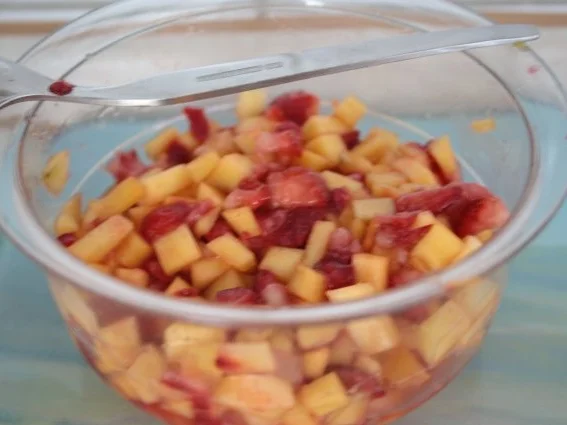 Mango-Erdbeer-Salat - Rezept - Bild Nr. 5