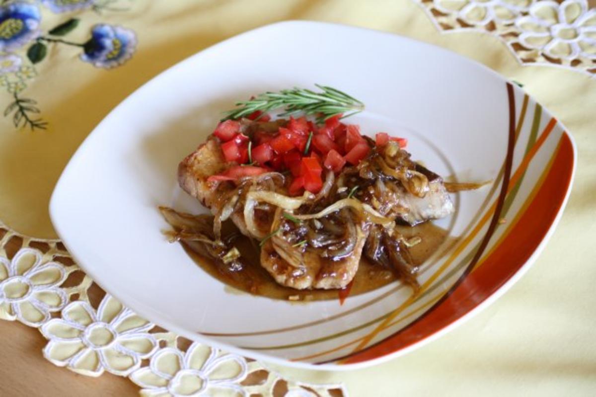 SenfSteaks mit KaramellZwiebeln Rezept kochbar.de