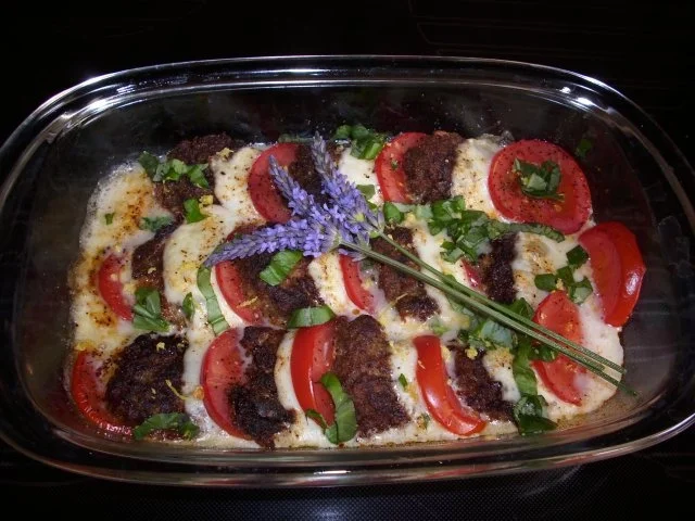 Mozzarella- Tomaten-Frikadellen - Rezept