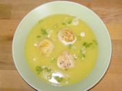 Rezept: Kartoffelsuppe mit Jakobsmuscheln Kartoffelsuppe mit Jakobsmuscheln - Rezept