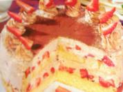 Erdbeertorte mit Eiskaffee - Rezept