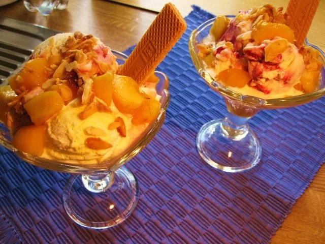 Pfirsich-Eisbecher ... - Rezept