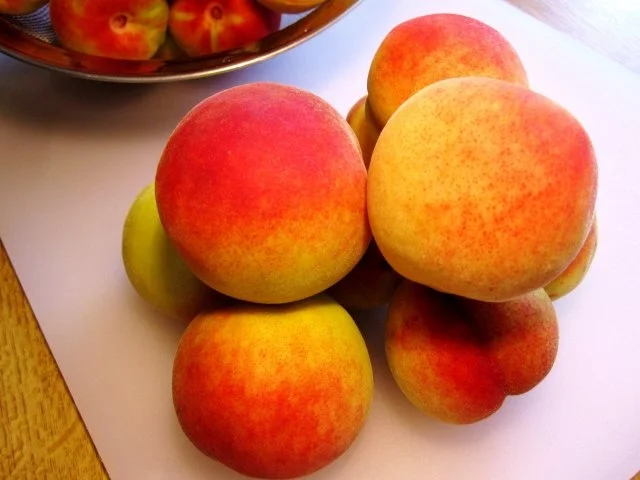 Pfirsich-Eisbecher ... - Rezept - Bild Nr. 3